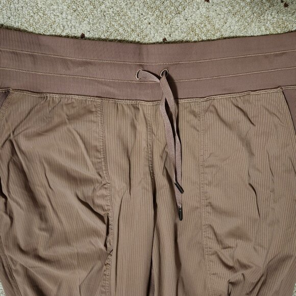 Lululemon Dance Studio Jogger Spanish Oak Size 12 - Picture 6 of 12